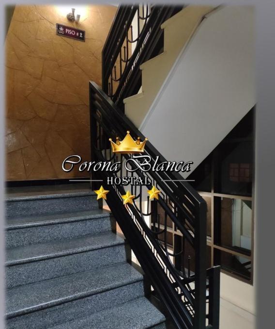סוקרה Hostal Corona Blanca מראה חיצוני תמונה